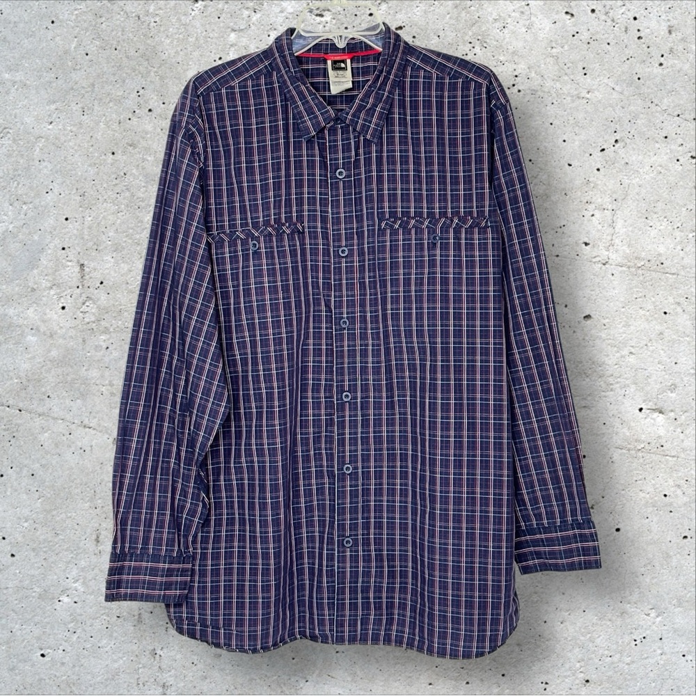 The North Face Men XL Button Up Blue Red White‎ Plaid Long Sleeve Collared Shirt